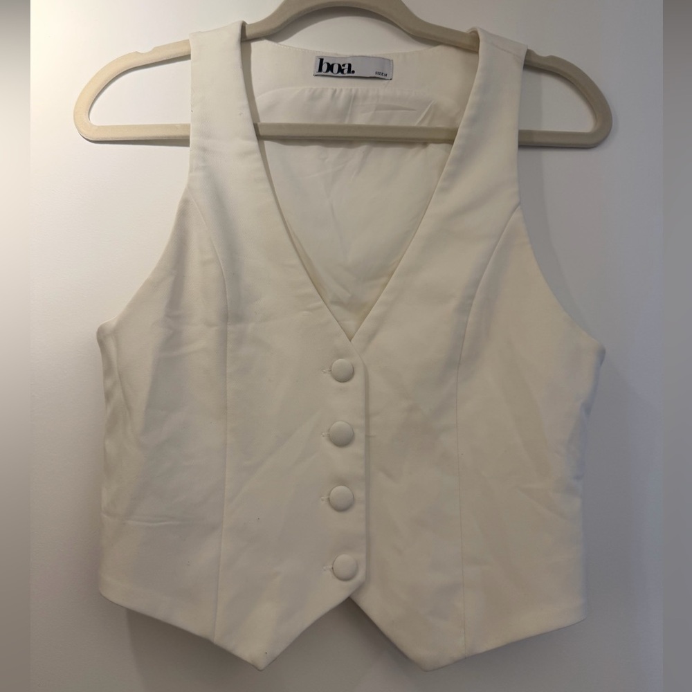 boa Cream Button-Front Vest